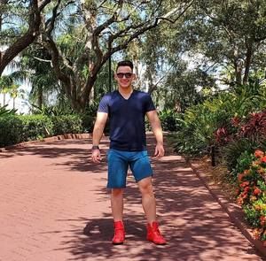 Meet your Posher, Frank alejandro